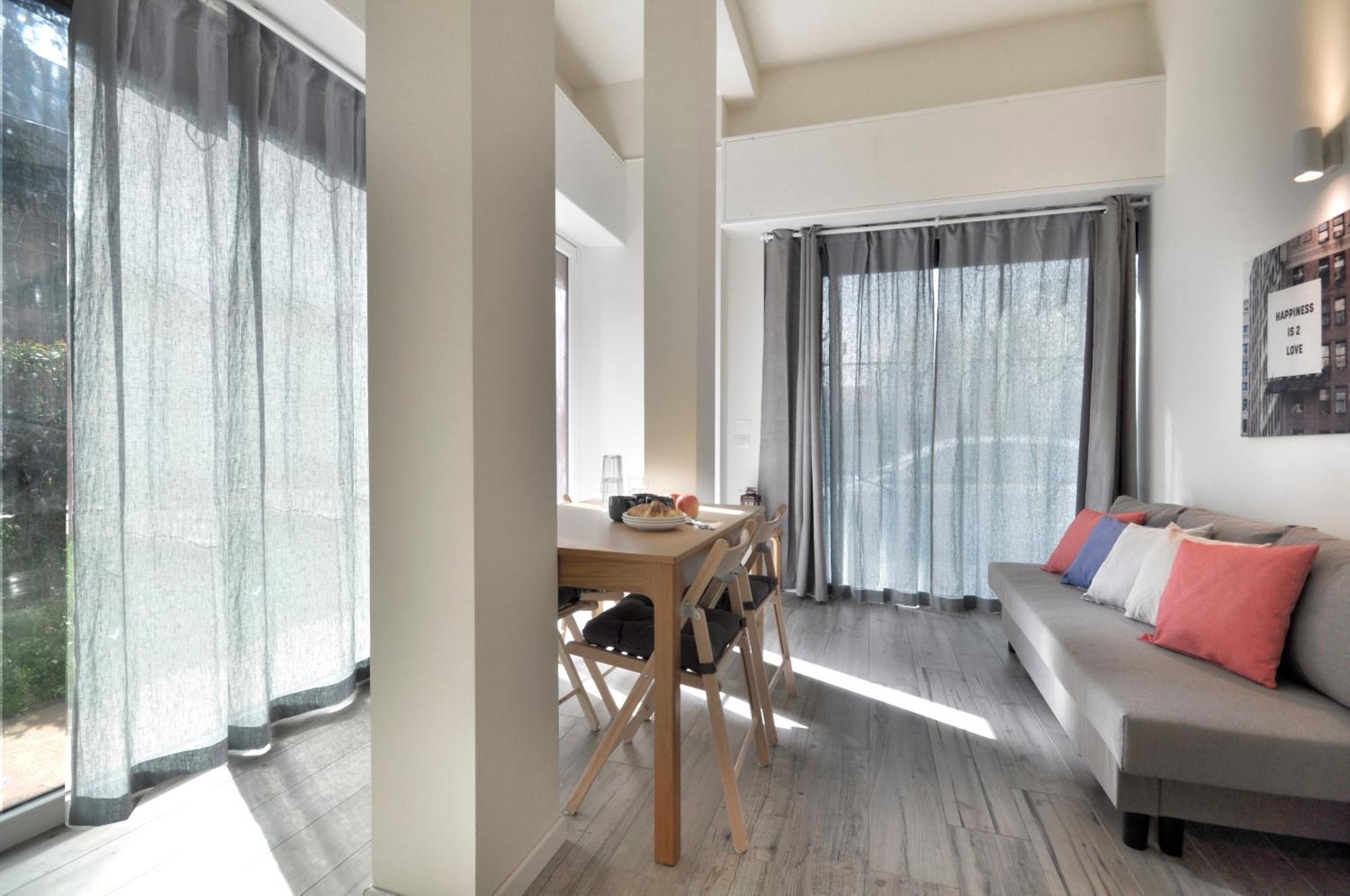 Ihost Apartment - Arganini 22 Milaan Buitenkant foto